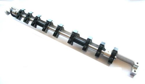 Gripper bar assembly for - bar,